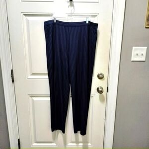 Liz Claiborne Navy Pinstripe Pants Size 1X